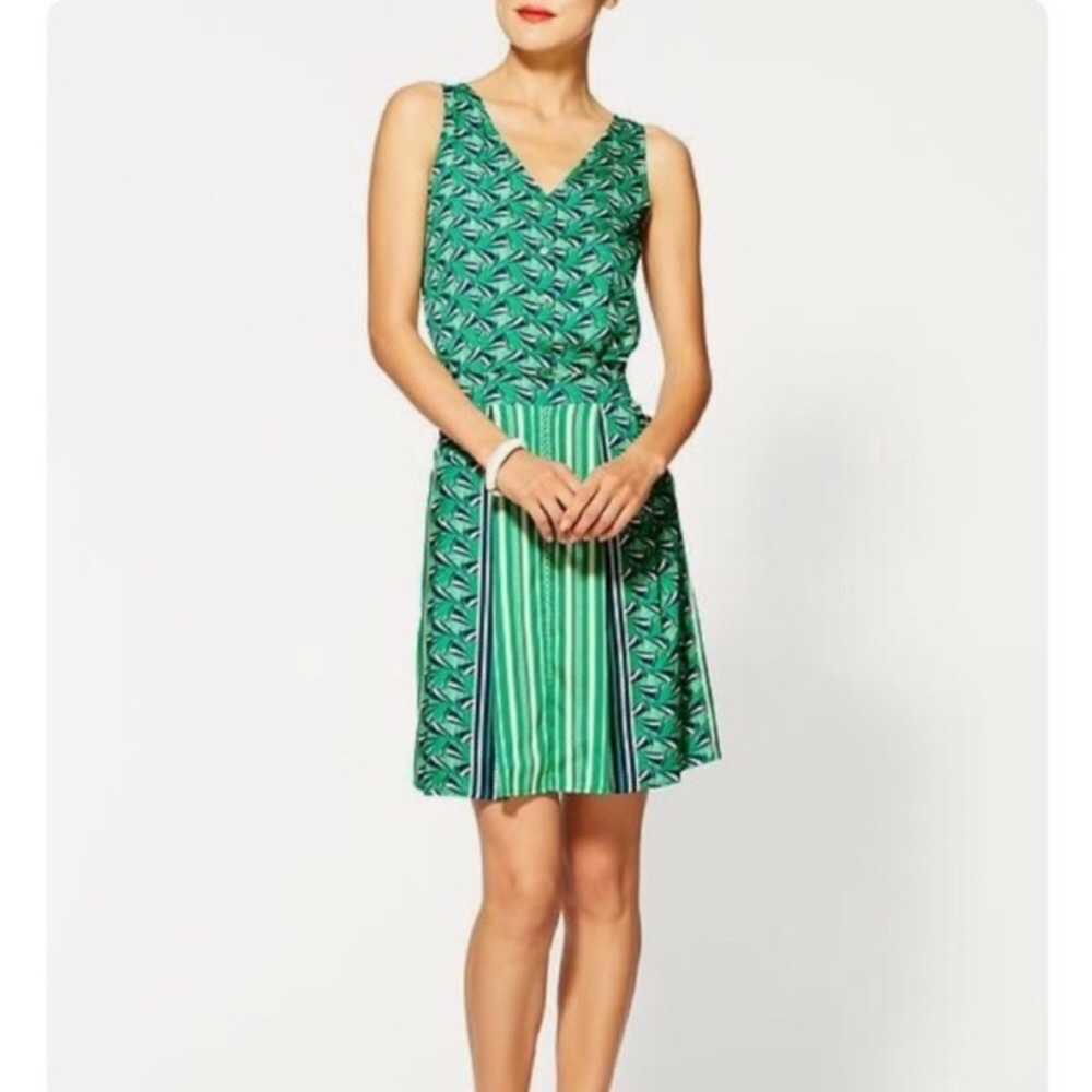 ❤️ 5/$25 Green Patterned Stripe Sailboat Dress